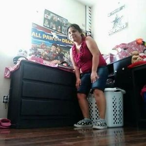 Meet your Posher, Enedina